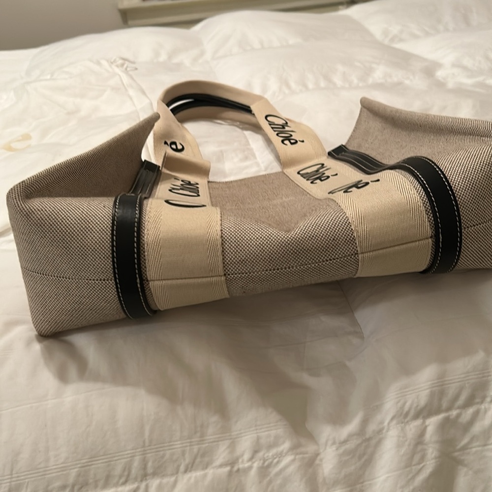 Chloe Beige and Black Tote Bag - Picture 4 of 13